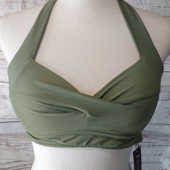 Tempt me bikini top size xs.     H - Picture 2 of 5